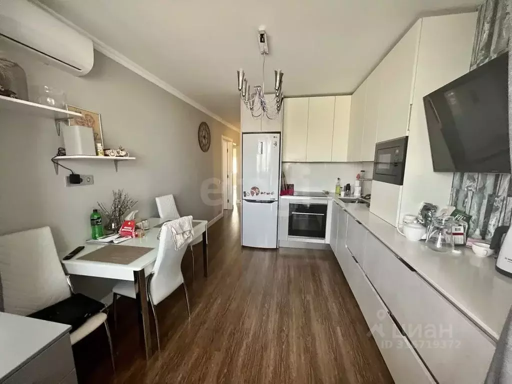 3-к кв. Приморский край, Артем ул. Гоголя, 5 (73.3 м) - Фото 0