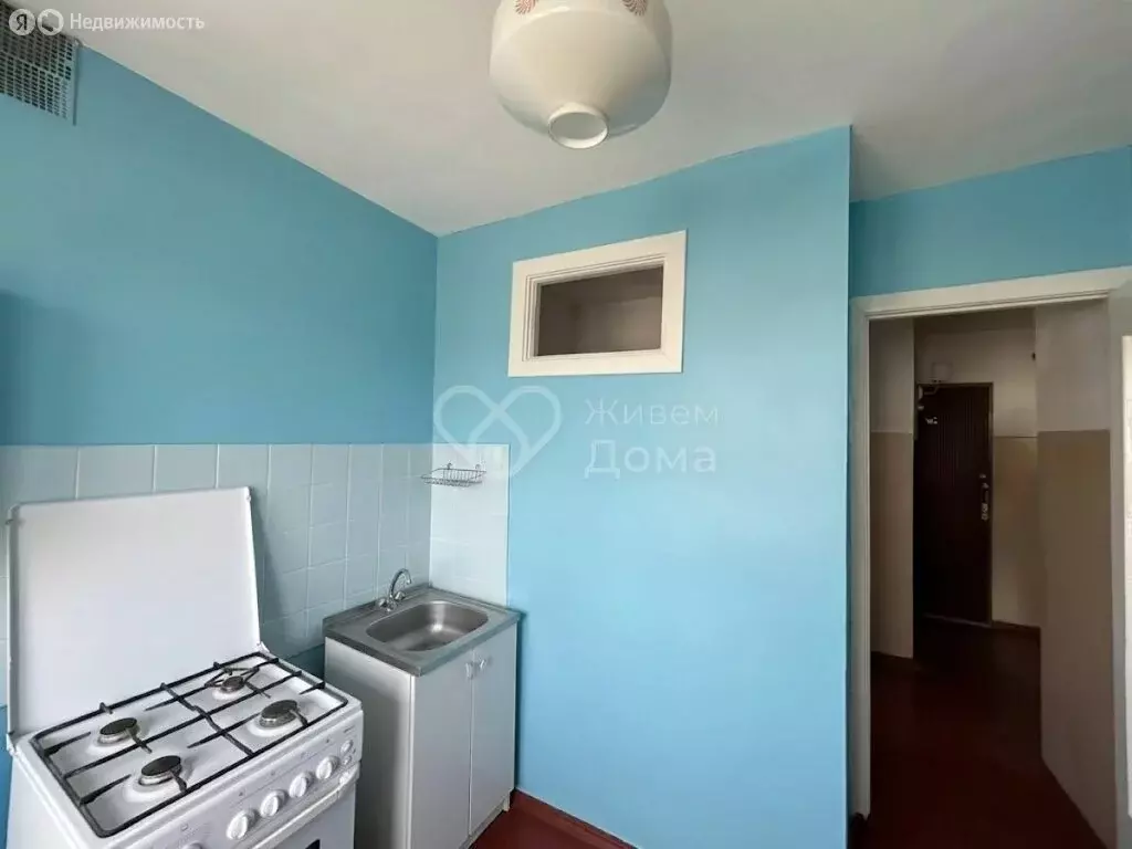 3-комнатная квартира: Волгоград, улица Кирова, 109 (51.1 м) - Фото 1