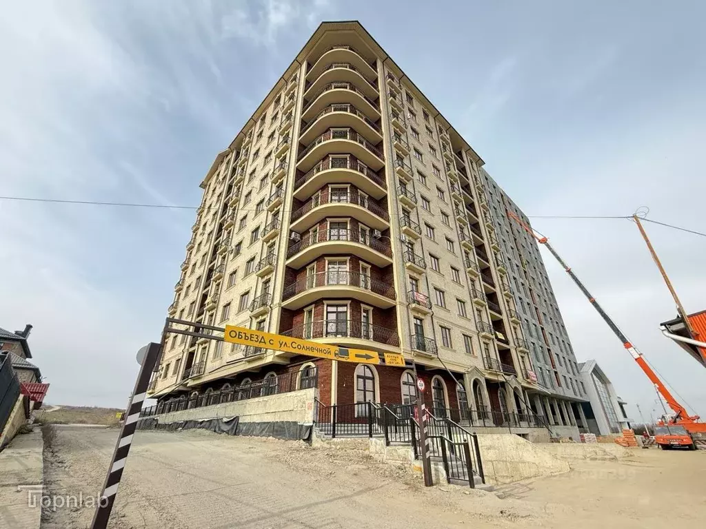 2-к кв. Кабардино-Балкария, Нальчик ул. Атажукина (70.8 м) - Фото 1