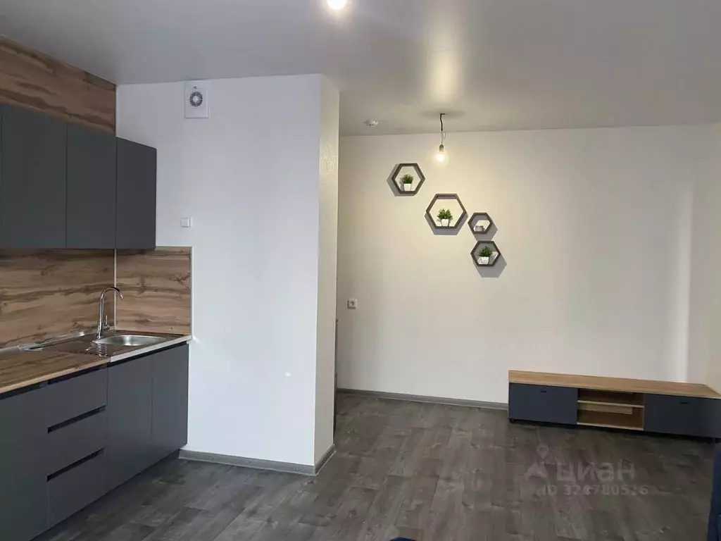 3-к кв. Челябинская область, Челябинск Телевизионная ул., 16А (60.0 м) - Фото 1