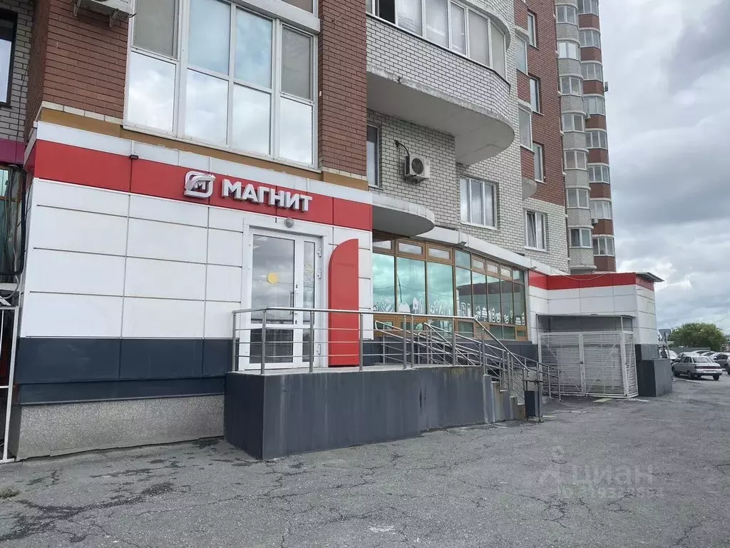 Торговая площадь в Тюменская область, Тюмень ул. 50 лет ВЛКСМ, 13к1 ... - Фото 1