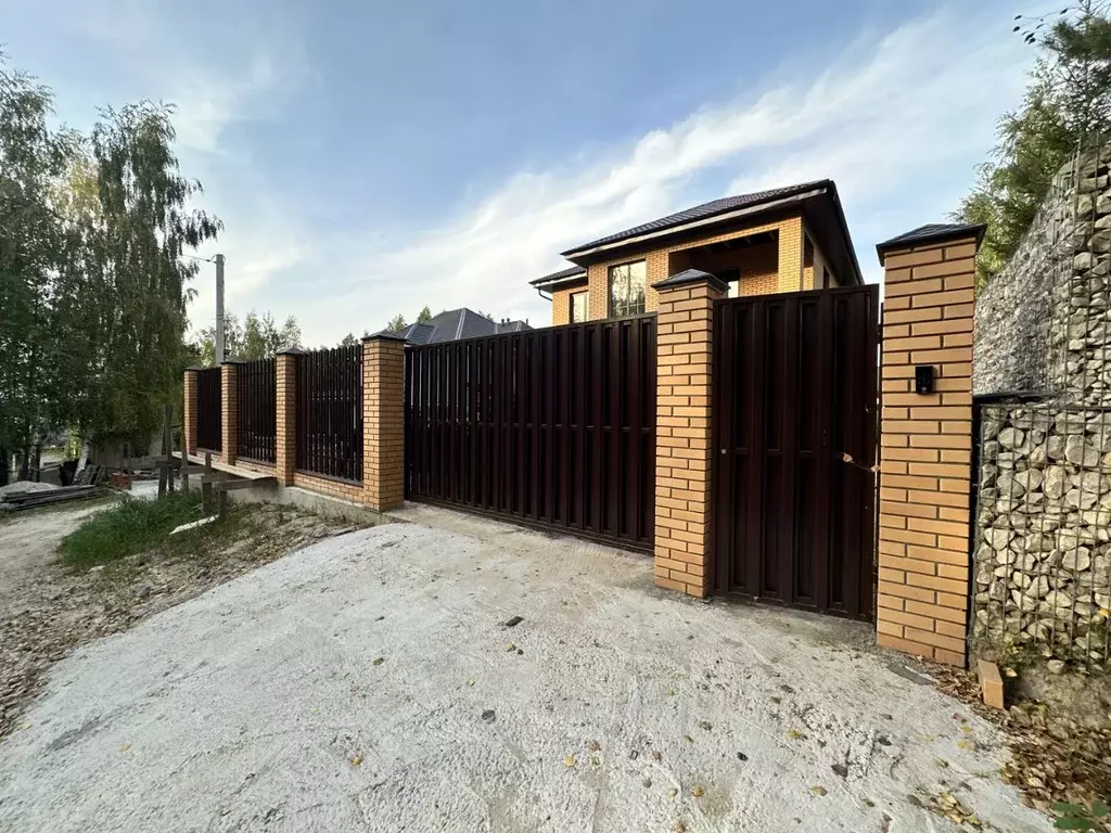 Дом в Калужская область, Калуга городской округ, д. Желыбино ул. ... - Фото 1