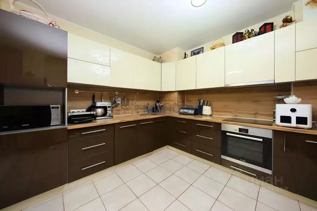 3-к кв. Нижегородская область, Нижний Новгород Ошарская ул., 98 (79.7 ... - Фото 2