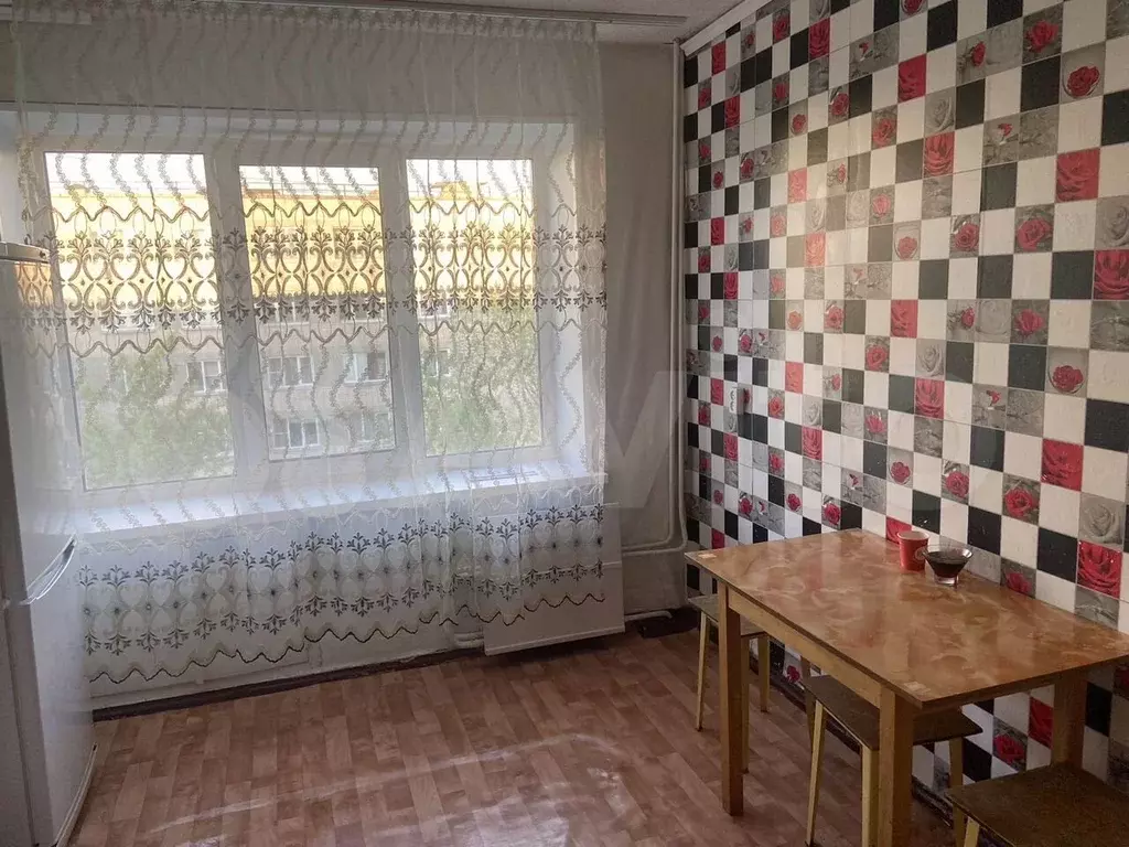 1-к. квартира, 35 м, 4/5 эт. - Фото 1