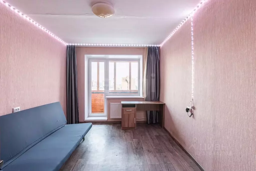 Комната Санкт-Петербург ул. Есенина, 30 (25.0 м) - Фото 1