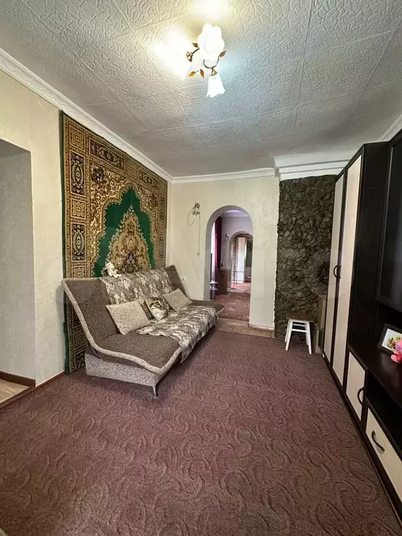 3-к. квартира, 70 м, 1/1 эт. - Фото 0