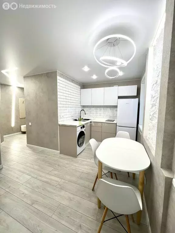 1-комнатная квартира: Улан-Удэ, улица Ербанова, 20 (30 м) - Фото 1