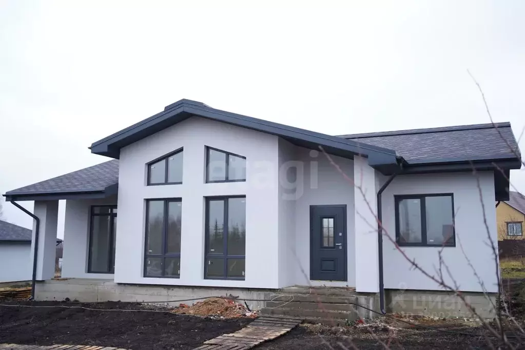 Дом в Мордовия, Лямбирский район, Берсеневское с/пос, пос. Звездный  ... - Фото 1