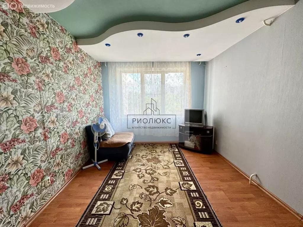 4-комнатная квартира: Челябинск, переулок Мамина, 3 (83.4 м) - Фото 0