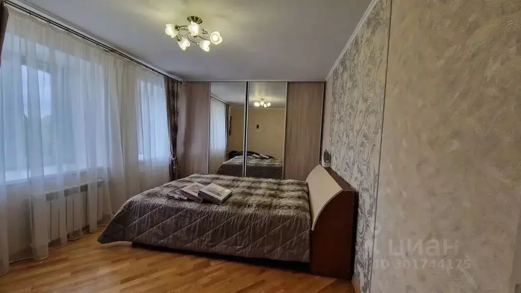 2-к кв. Татарстан, Казань ул. Бондаренко, 3Б (73.0 м) - Фото 0