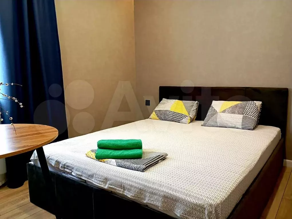 Комната 15 м в 2-к., 2/5 эт. - Фото 1
