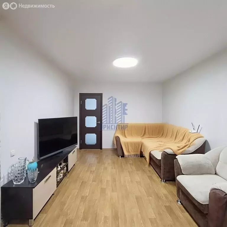 1-комнатная квартира: Чебоксары, Университетская улица, 38к3 (60 м) - Фото 1