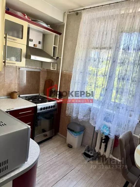 3-к кв. Севастополь ул. Маршала Геловани, 26 (66.0 м) - Фото 0