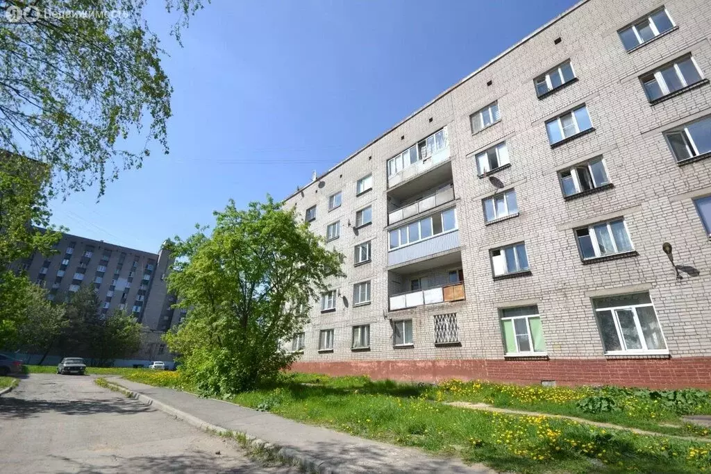 1к в -комнатной квартире (13.1 м) - Фото 0