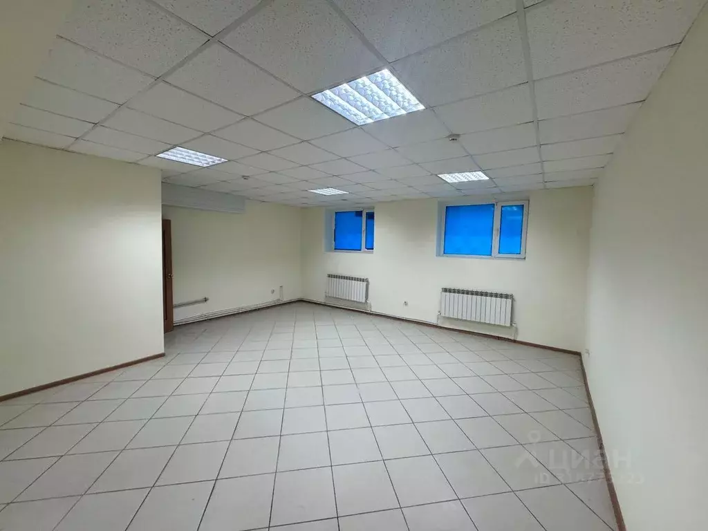Помещение свободного назначения в Ставропольский край, Ставрополь ул. ... - Фото 0