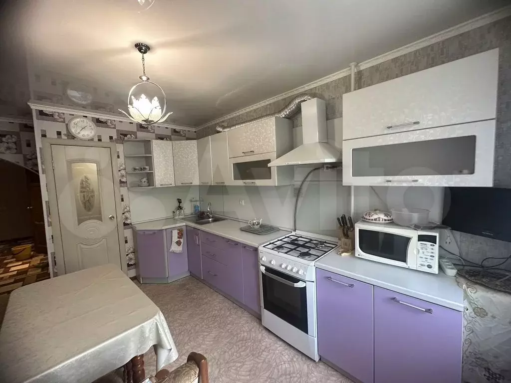 2-к. квартира, 70 м, 2/5 эт. - Фото 1