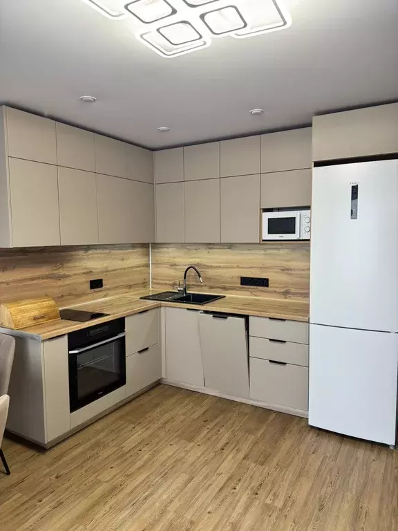 Продаётся 2-к квартира, 59.7 м - Фото 0