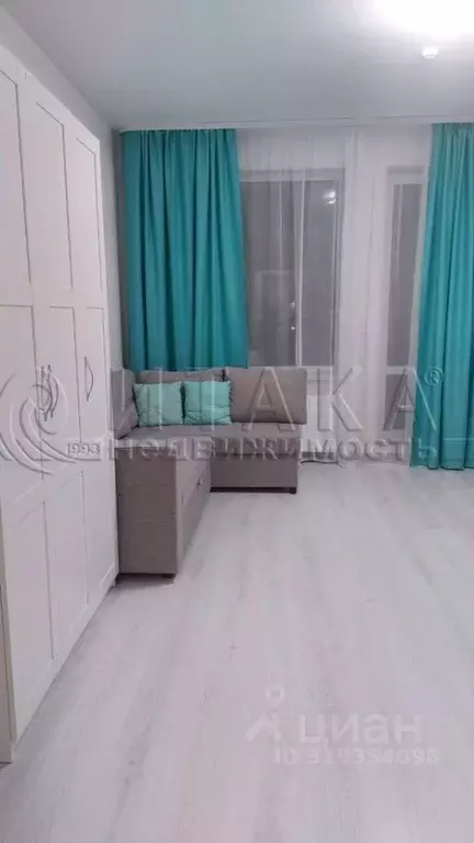 Студия Санкт-Петербург ул. Верхне-Каменская, 11к1 (30.0 м) - Фото 1