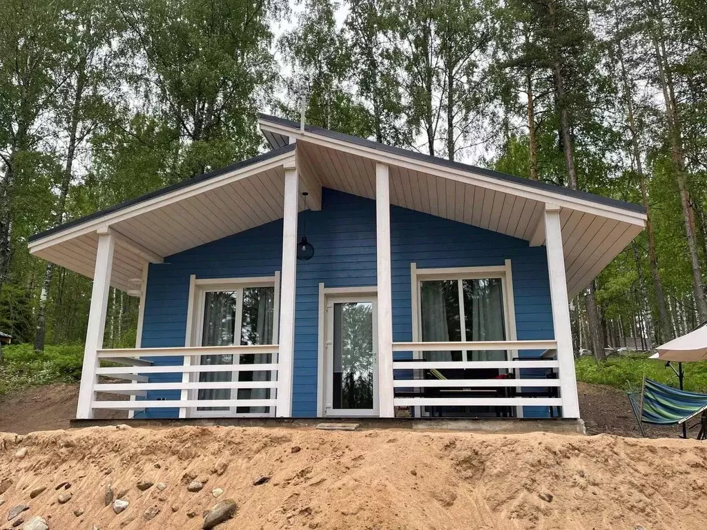 Дом в Ленинградская область, Выборгский район, Рощинское городское ... - Фото 0
