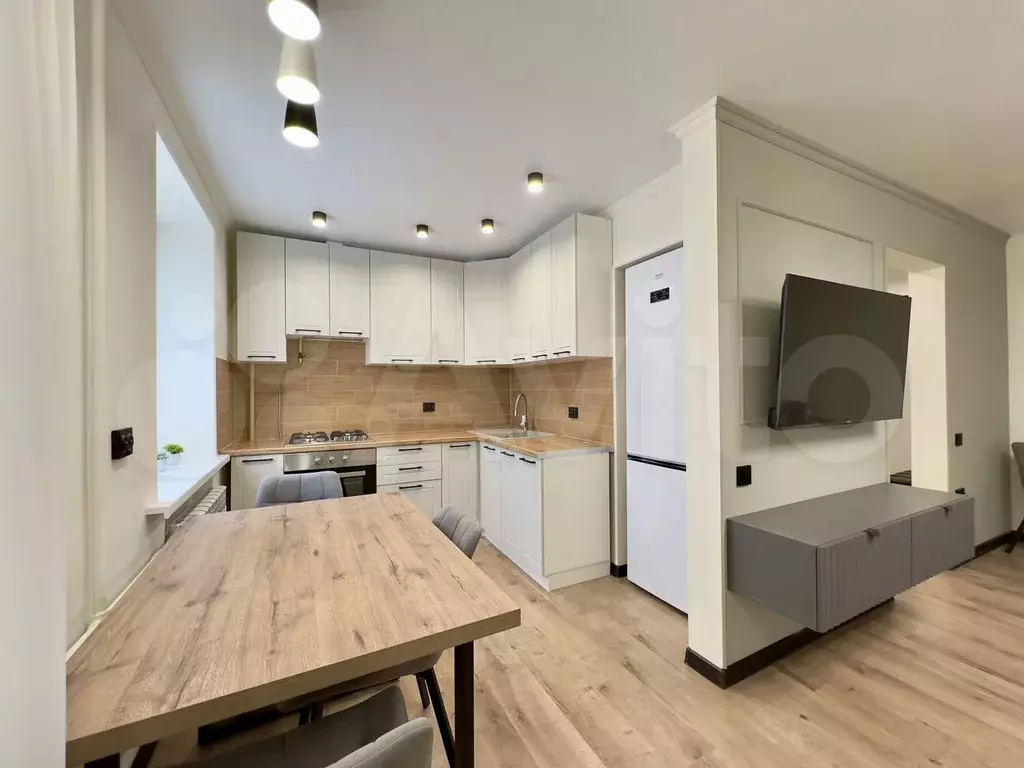 3-к. квартира, 56,5 м, 3/5 эт. - Фото 0