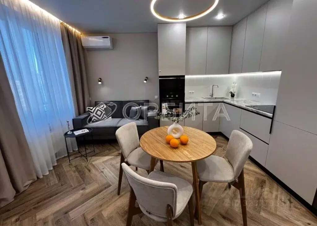 1-к кв. Тюменская область, Тюмень ул. Валентины Трофимовой, 8 (40.6 м) - Фото 2