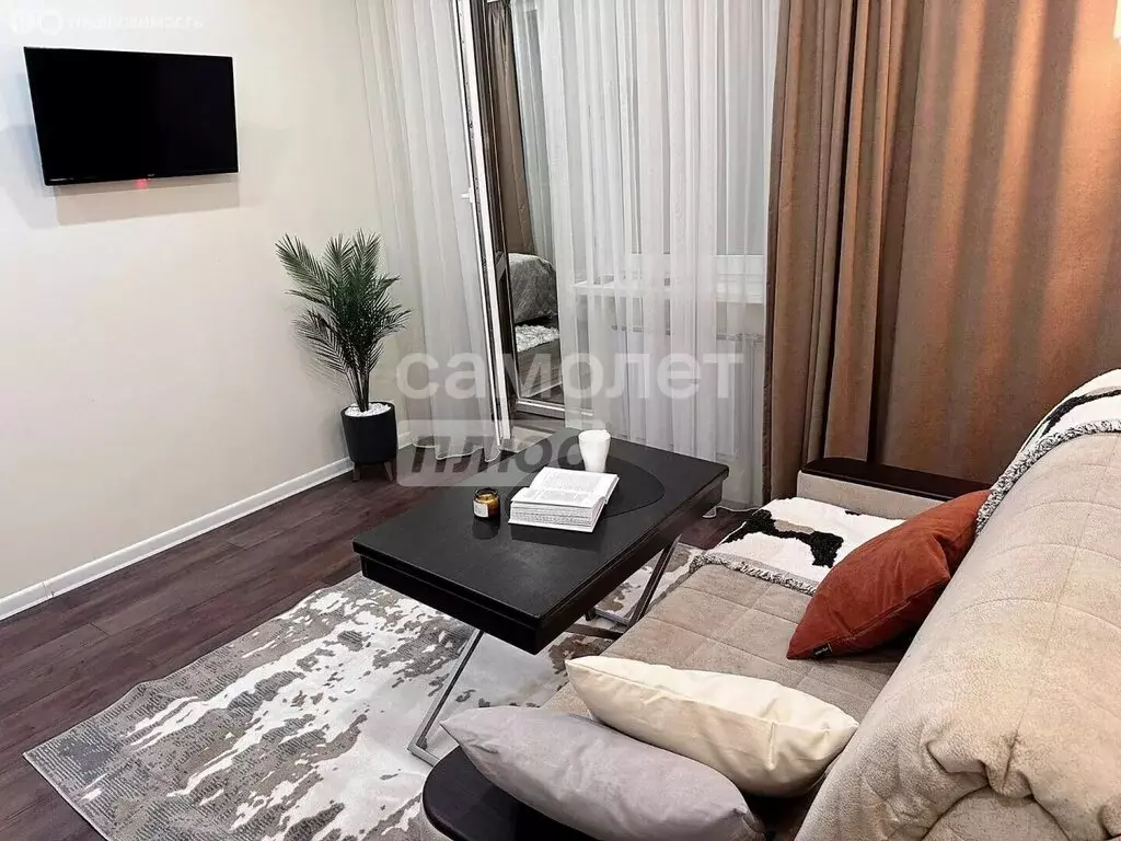 3-комнатная квартира: Одинцово, Сколковская улица, 3В (63.5 м) - Фото 1