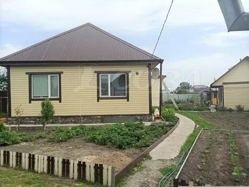 Дом в Тюменский район, село Успенка (90 м) - Фото 1