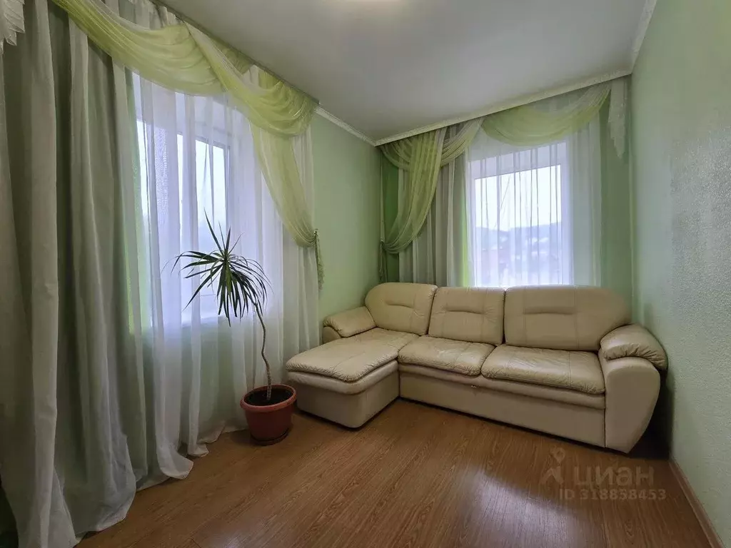 2-к кв. Приморский край, Находка Ореховая ул., 5 (41.0 м) - Фото 0