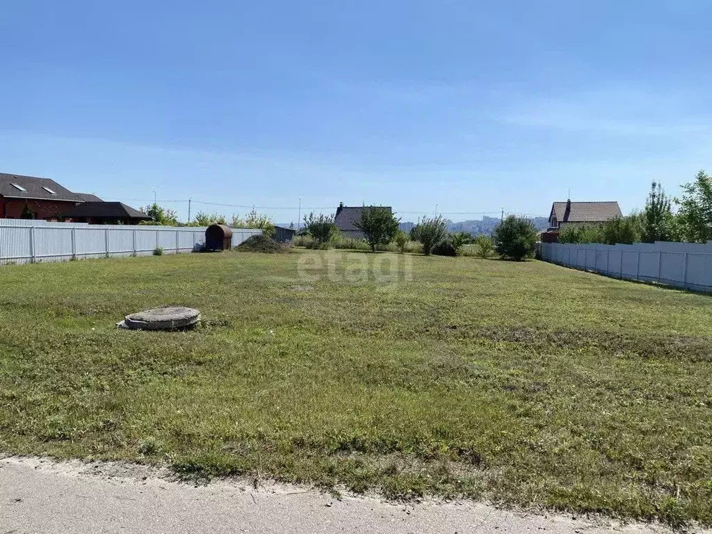 Участок в Белгородская область, Белгород Юго-Западный-2.1 мкр, ул. ... - Фото 0