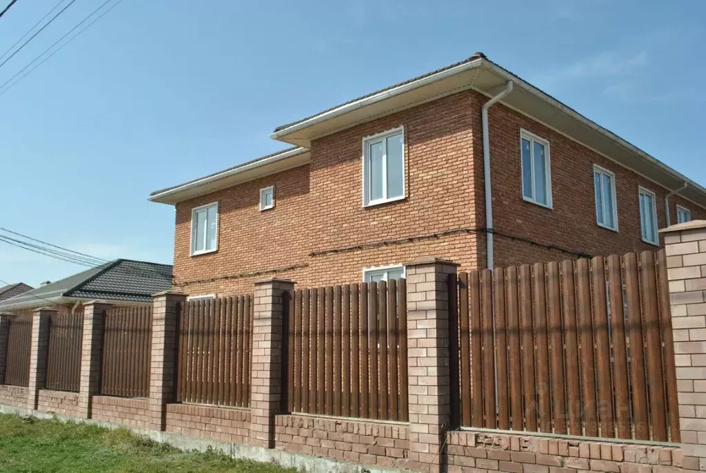 Таунхаус в Краснодарский край, Краснодар городской округ, Ленина хут., ... - Фото 1