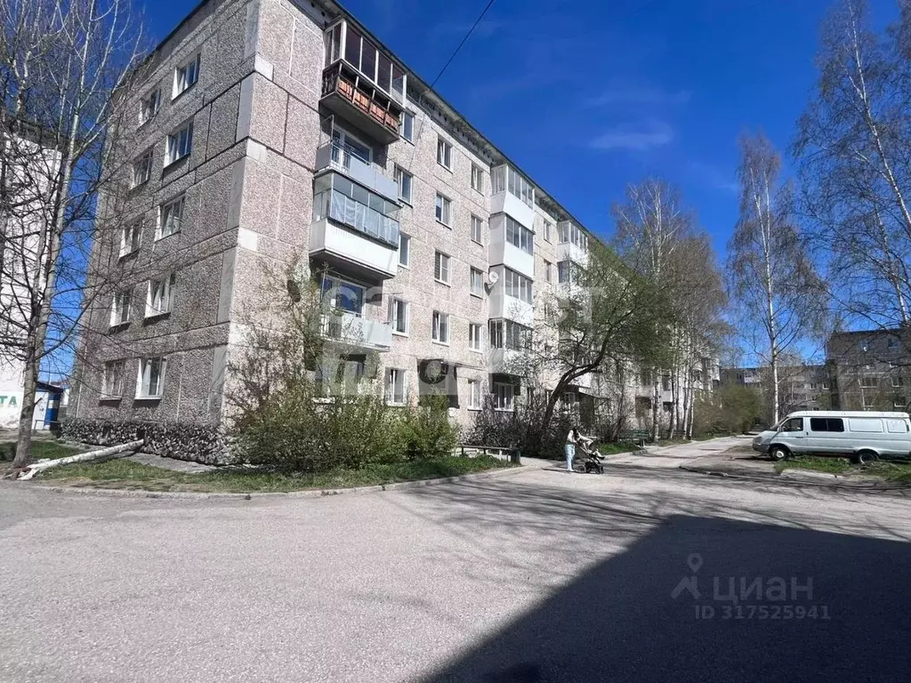 2-к кв. Свердловская область, Серов ул. Фуфачева, 6 (48.2 м) - Фото 0