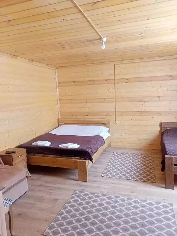 Комната Карачаево-Черкесия, Зеленчукский район, с. Архыз ул. Ленина, ... - Фото 0