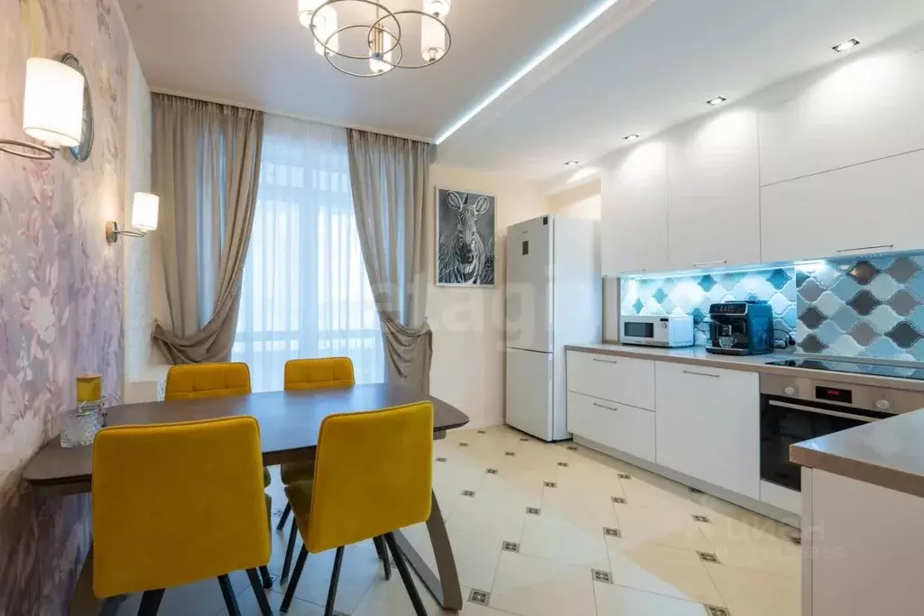 2-к кв. Пермский край, Пермь ул. Революции, 22 (61.5 м) - Фото 2