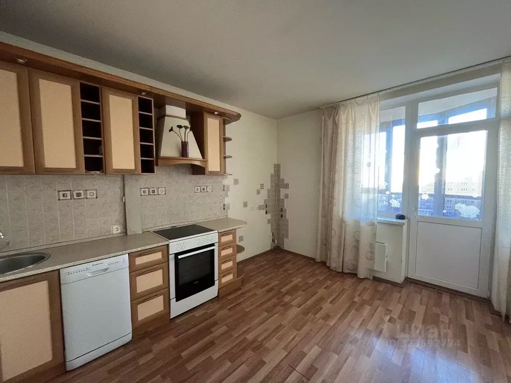 3-к кв. Свердловская область, Екатеринбург ул. Краснолесья, 14к5 (84.8 ... - Фото 2