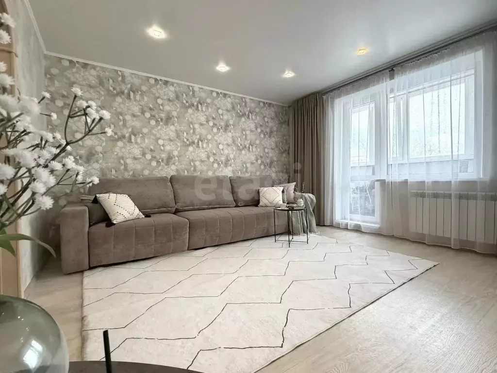 3-к кв. Челябинская область, Миасс ул. 8 Марта, 147 (80.8 м) - Фото 1