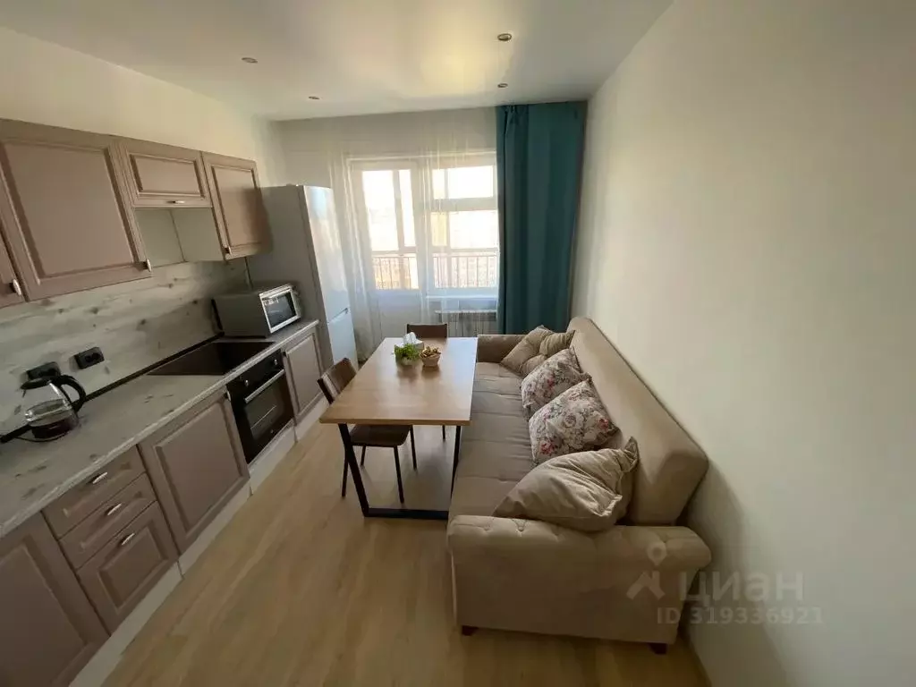 1-к кв. Саха (Якутия), Якутск ул. Свердлова, 1 (38.0 м) - Фото 1