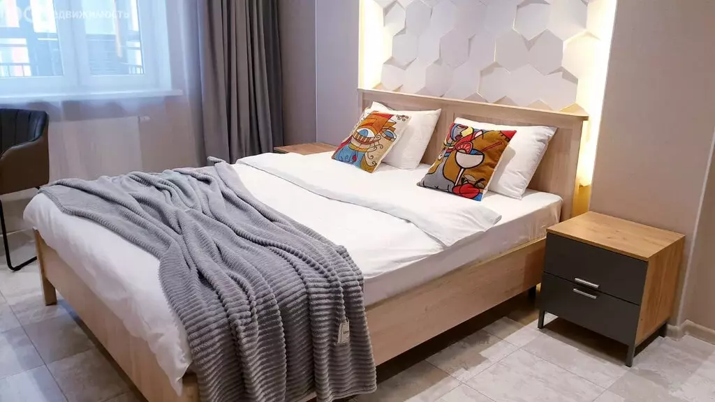 2-комнатная квартира: Казань, улица Родины, 24В (39.5 м) - Фото 1