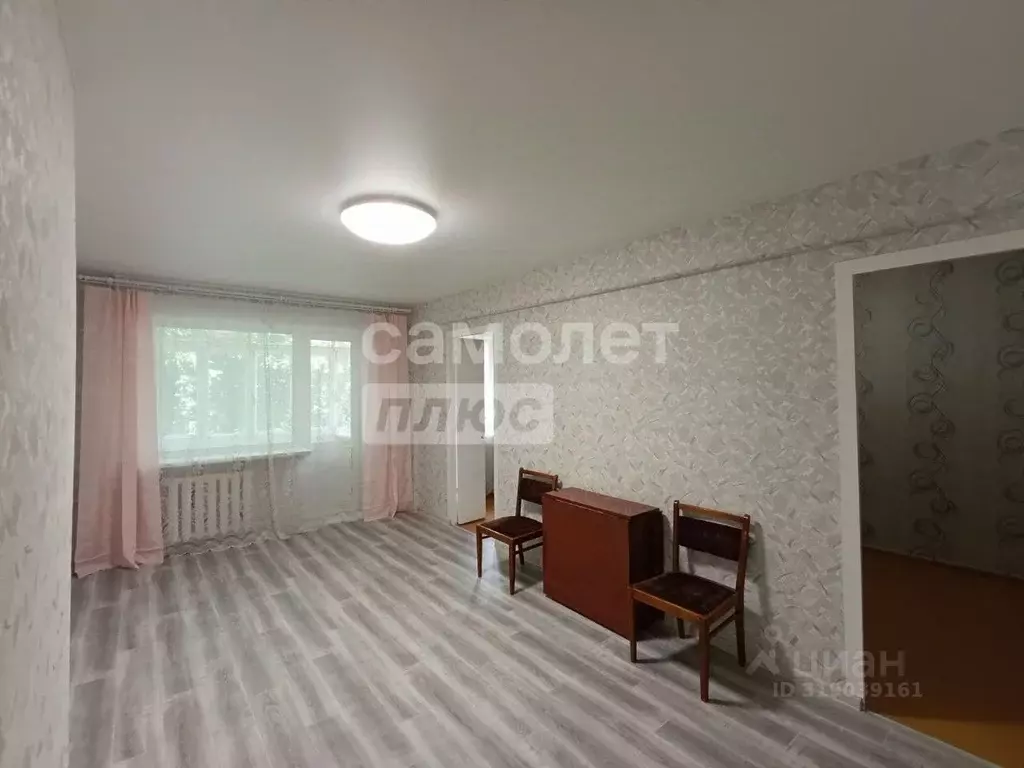 3-к кв. Омская область, Омск Полковая ул., 37 (45.3 м) - Фото 1