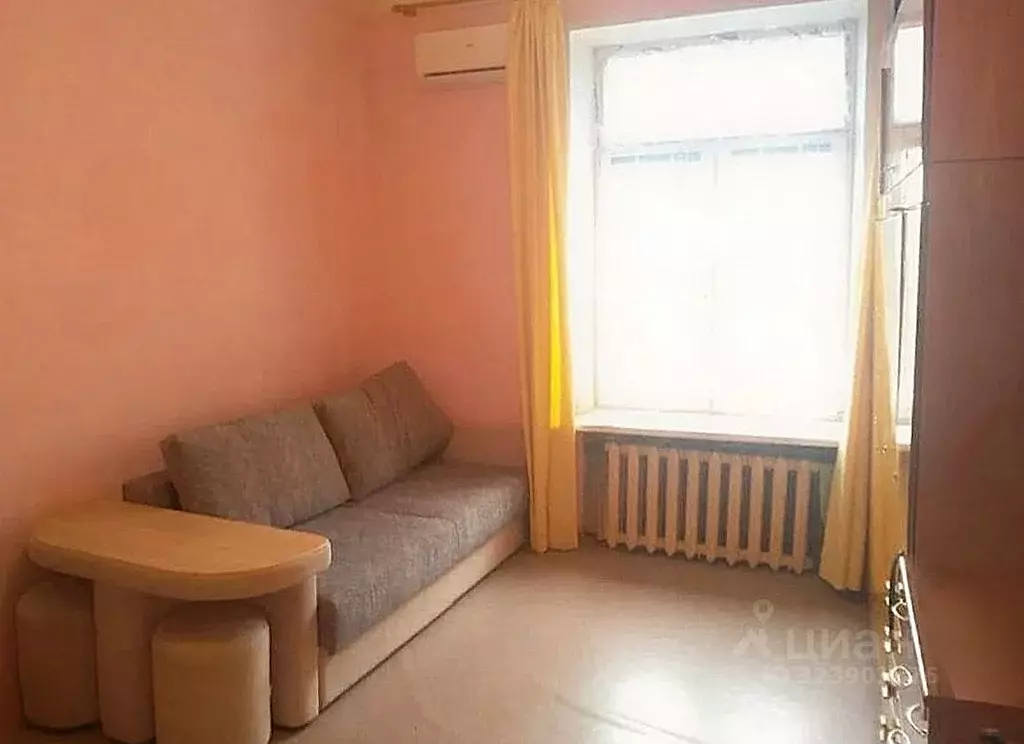 3-к кв. Волгоградская область, Волгоград ул. Мира, 13 (18.0 м) - Фото 2