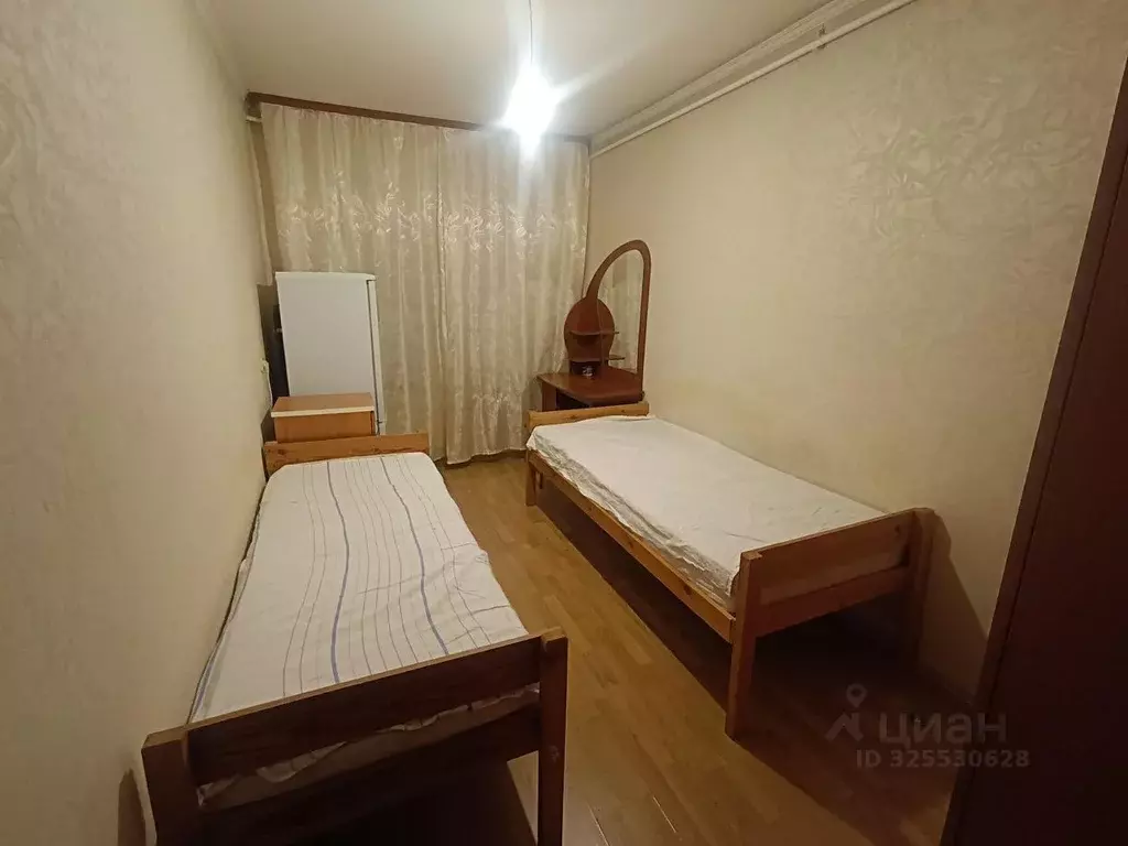 Комната Москва ул. Бусиновская Горка, 11К1 - Фото 1