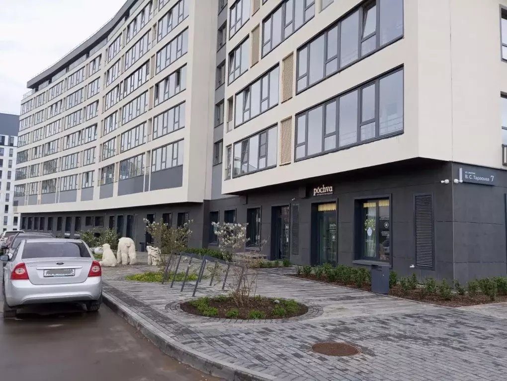 Торговая площадь в Удмуртия, Ижевск ул. Имени В.С. Тарасова, 7 (171 м) - Фото 1