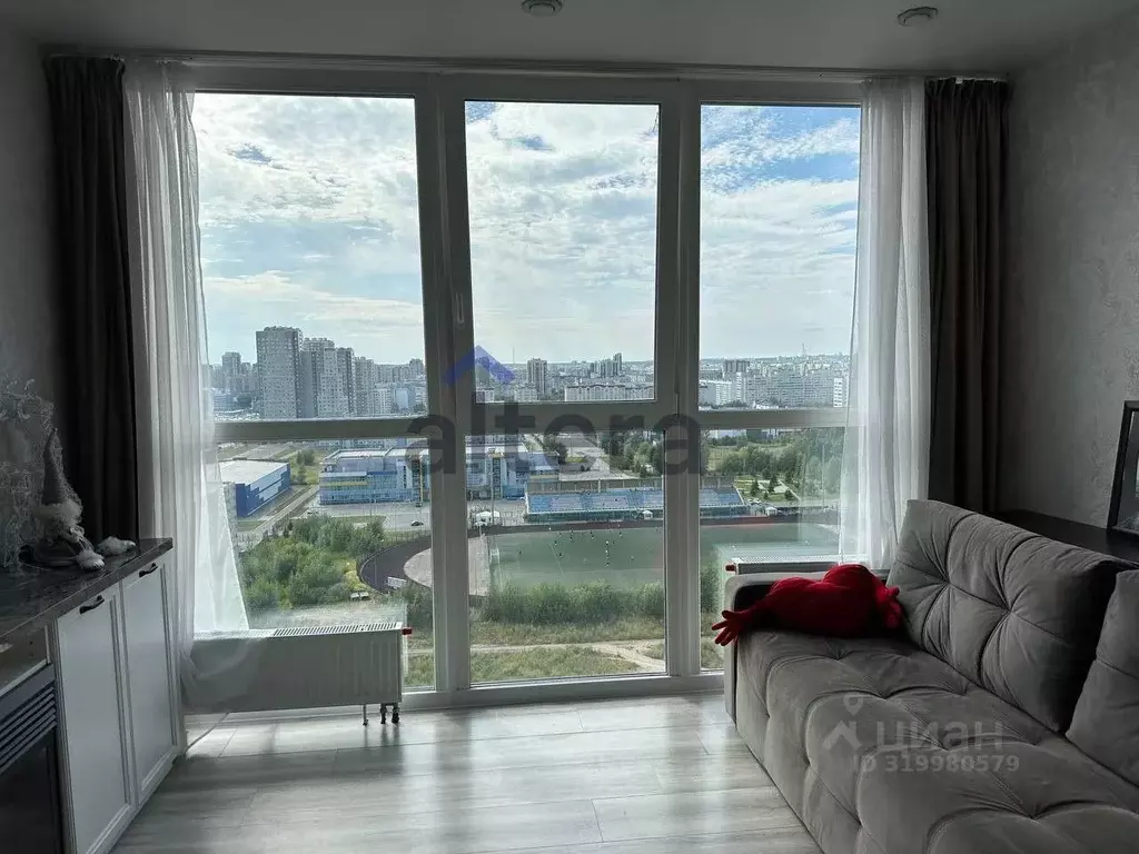 3-к кв. Татарстан, Казань ул. Адоратского, 1Б (87.6 м) - Фото 0