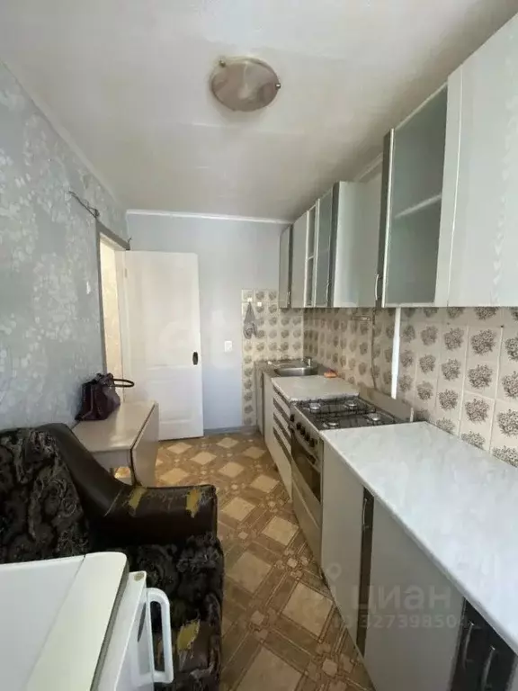 1-к кв. Брянская область, Брянск ул. Есенина, 24 (29.8 м) - Фото 2