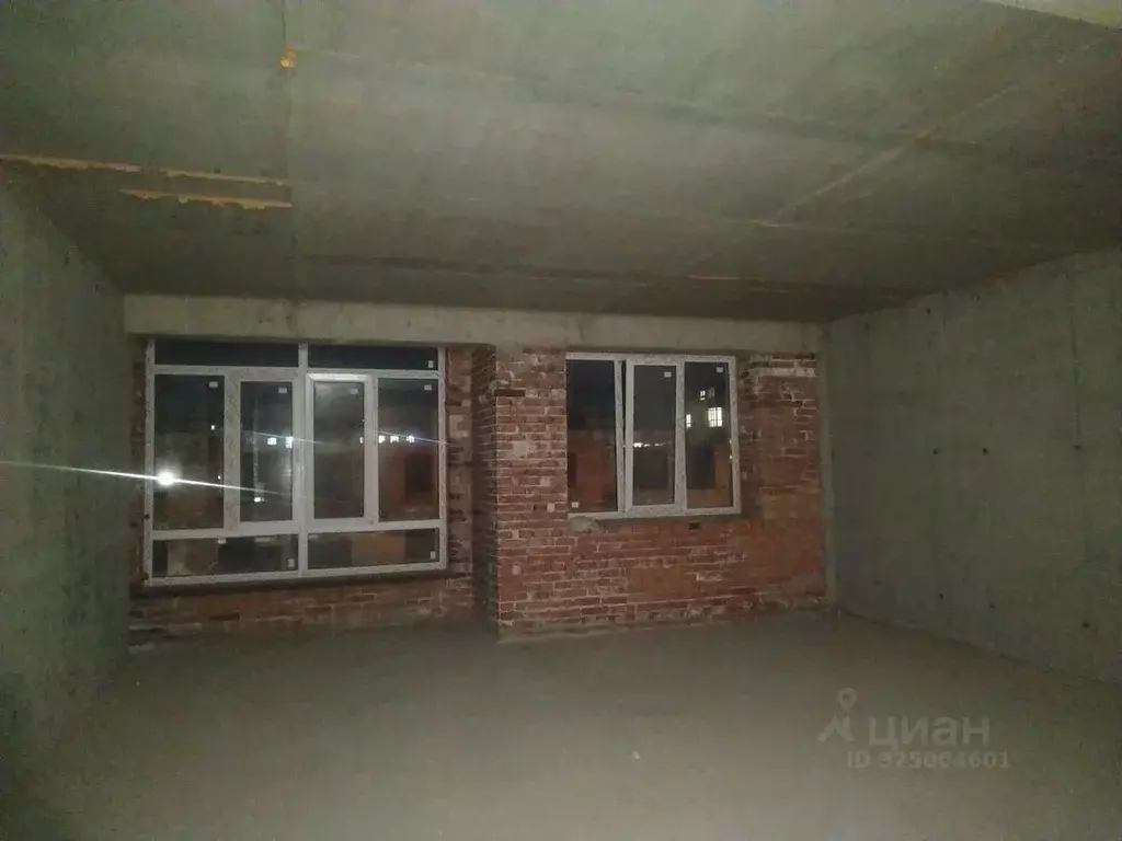 1-к кв. Северная Осетия, Владикавказ ул. Шамиля Джикаева, 3 (58.0 м) - Фото 1