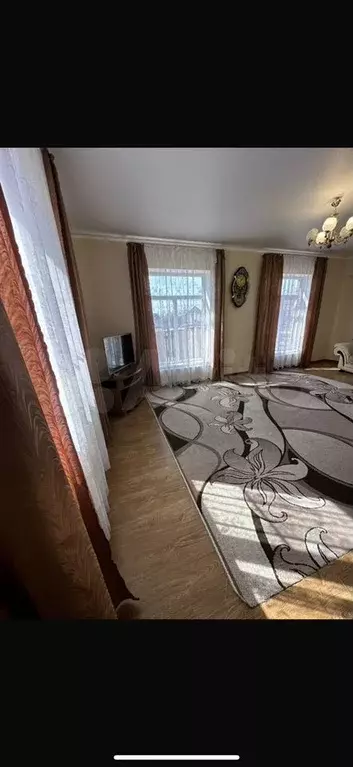Дом 100 м на участке 10 сот. - Фото 0