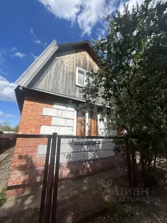 Дом в Саратовская область, Энгельсский район, Красноярское ... - Фото 2