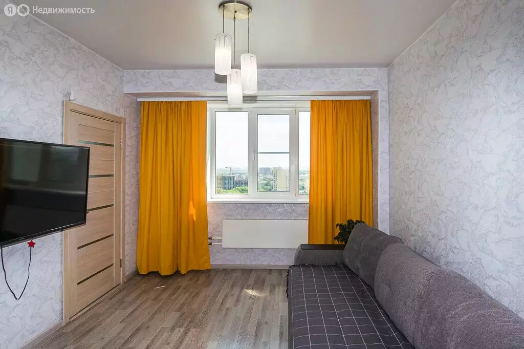 1-комнатная квартира: Иркутск, микрорайон Радужный, 72 (42 м) - Фото 1