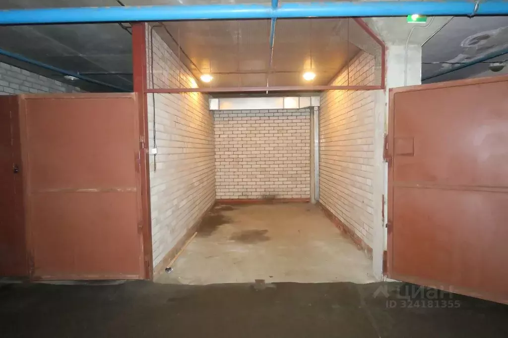 Гараж в Московская область, Мытищи ул. Комарова, 4 (18 м) - Фото 1