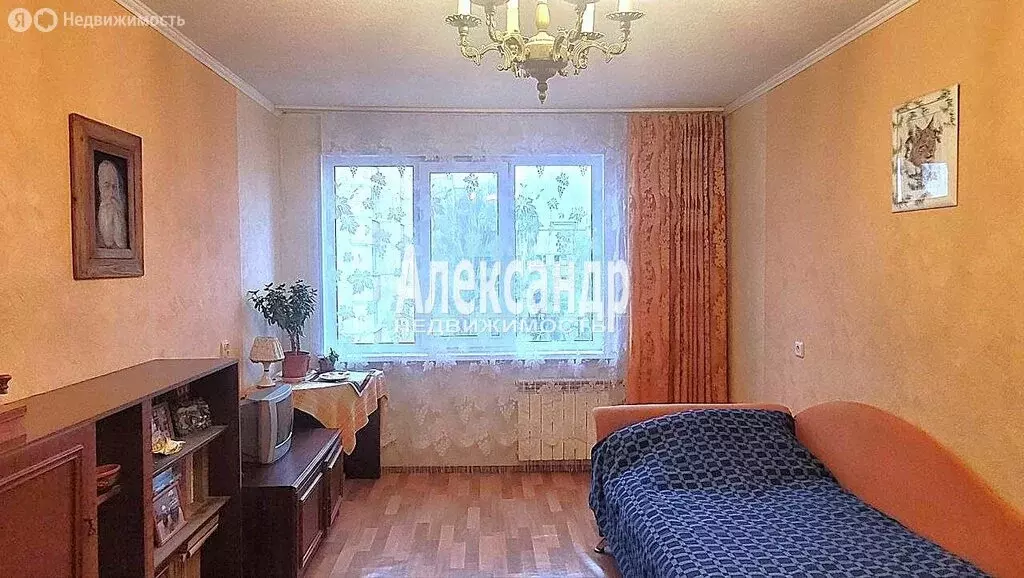 3-комнатная квартира: Петергоф, Бобыльская дорога, 57 (69 м) - Фото 1