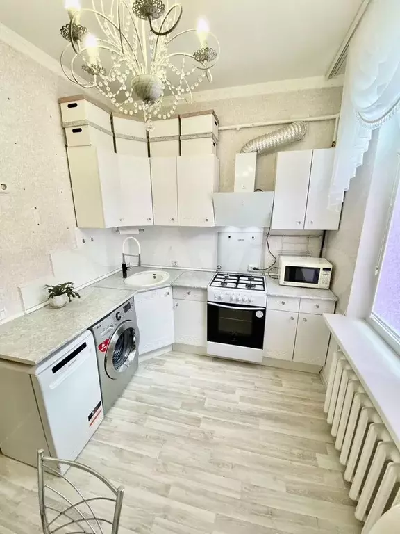 1-к. квартира, 38 м, 1/5 эт. - Фото 1